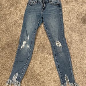 TRACTR ripped jeans!